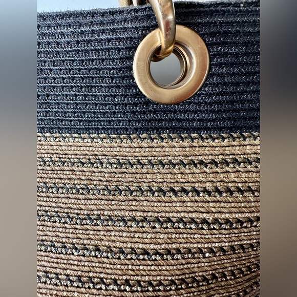 Eric Javits bag, Squishee Straw & Gold hardware - Picture 5 of 10
